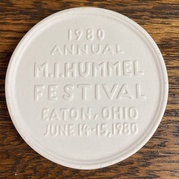 Goebel Hummel Ceramic Collectors Club Discs/Plates , 4 total, Vintage 70’s - Picture 8 of 10